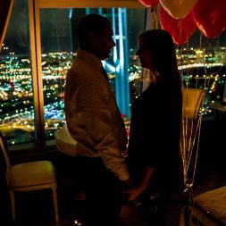 Романтический вечер в гостинице Романтический вечер в гостинице