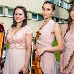 Живая музыка для выписки из роддома Живая музыка для выписки из роддома