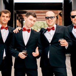 Доставка подарка жениху на мальчишник Доставка подарка жениху на мальчишник