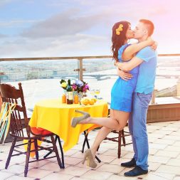 Романтический ужин на крыше Романтический ужин на крыше